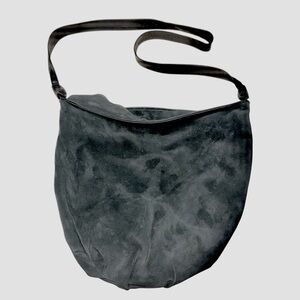 ✨BOGO 1/2 ✨ Rare Vintage Bottega Veneta suede handbag black